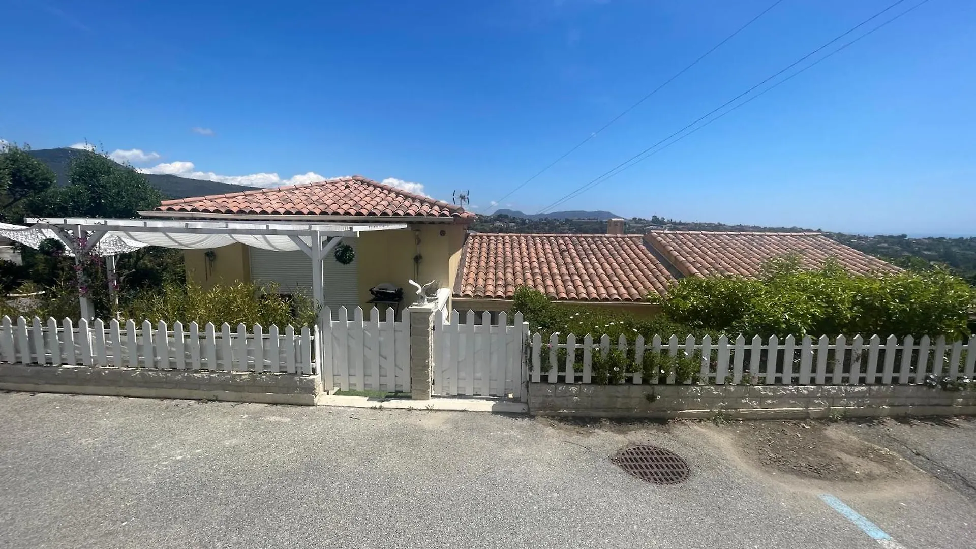 Chez Valentine Daire Nice Fransa